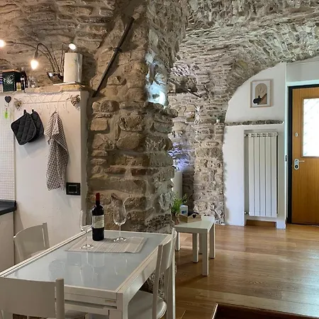 Apartament In Casa Tipicamente Ligure *